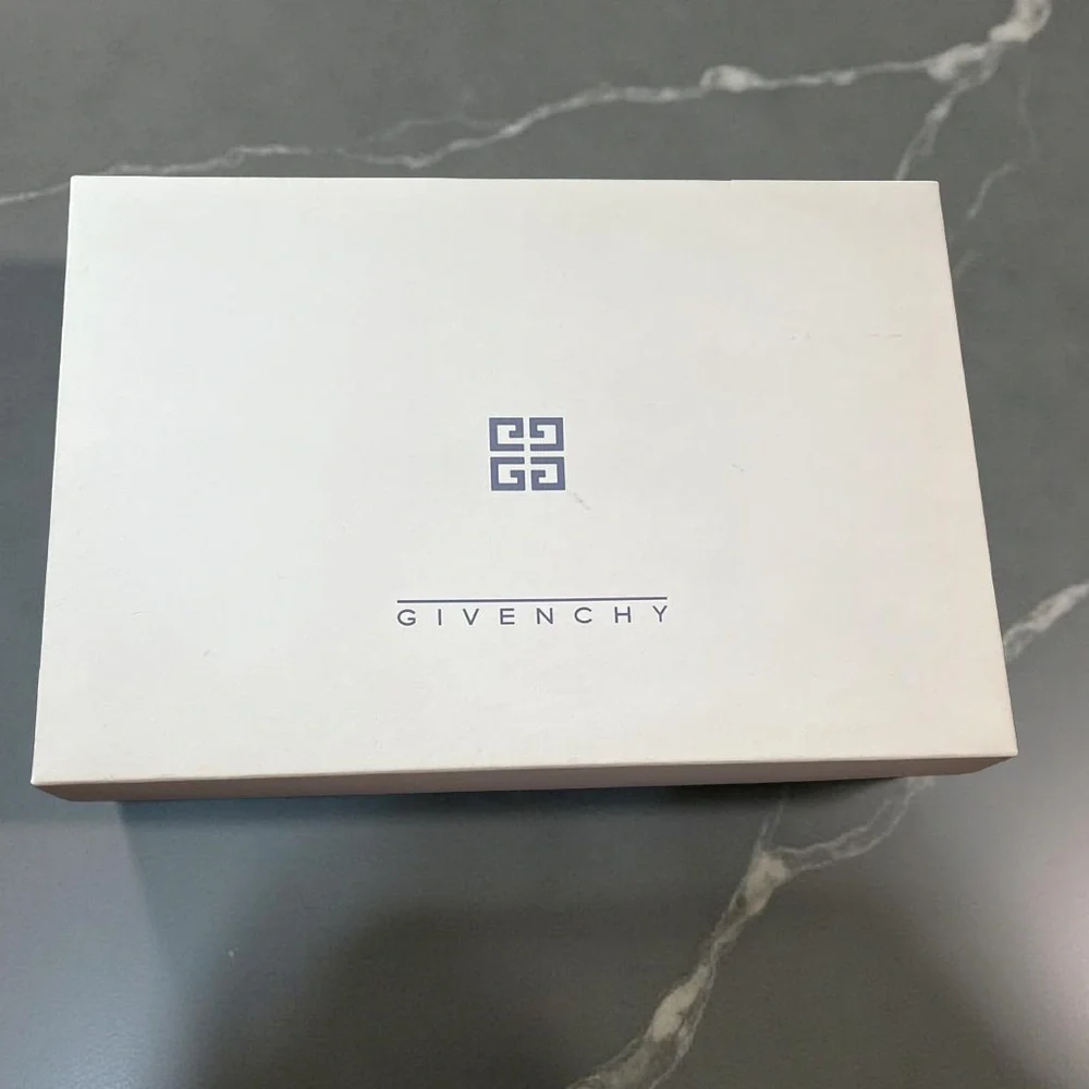 Givenchy 100% Cotton Guest Hand Towel Gift Set